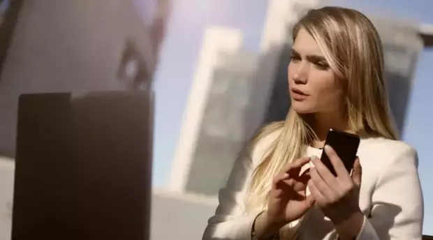 The Evolution of Business Communications in the Digital Age and Its Effects on Productivity