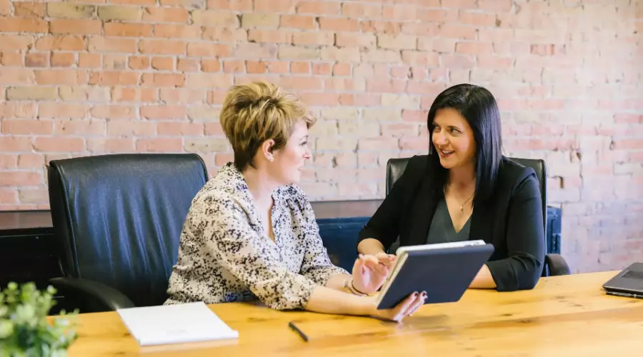 How Payroll Solutions Can Streamline Business Operations Year-Round