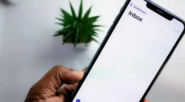 Humanizing AI Content: The Missing Piece in Email Deliverability