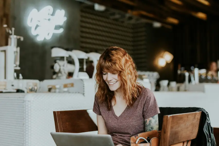 A woman sitting at the cafe